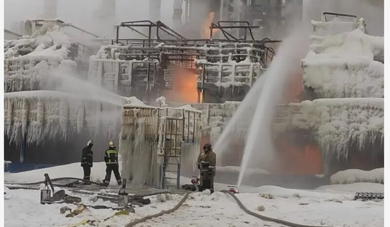 Пожежа нафтопереробного заводу під Смоленськом