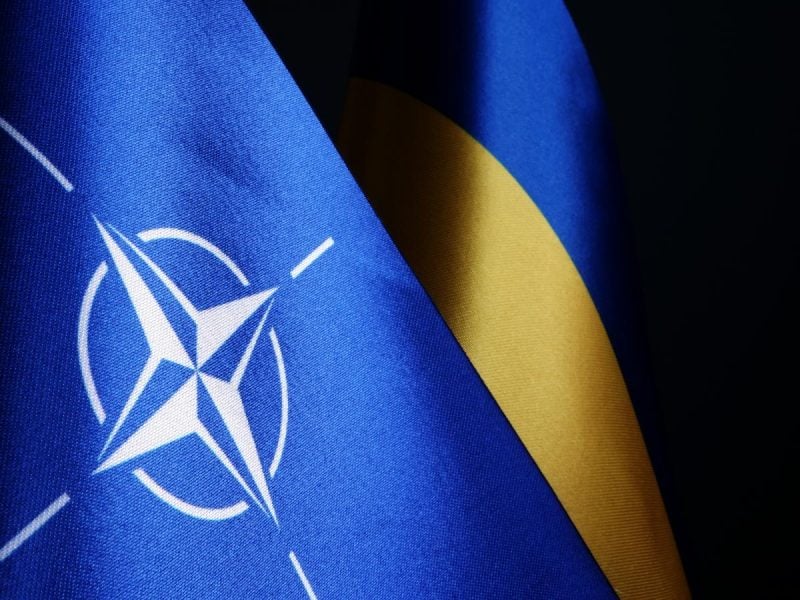 ЄС і НАТО тиснуть на Грецію та Іспанію щодо допомоги Україні