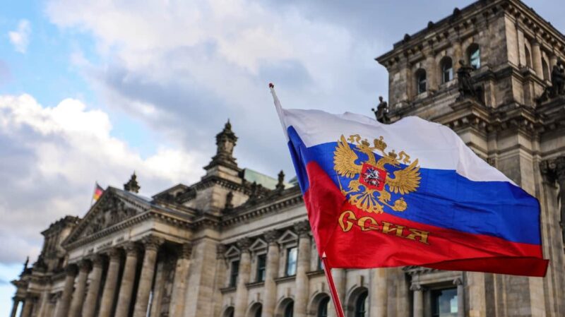 Німеччина заборонила російські символи під час заходів до Дня перемоги
