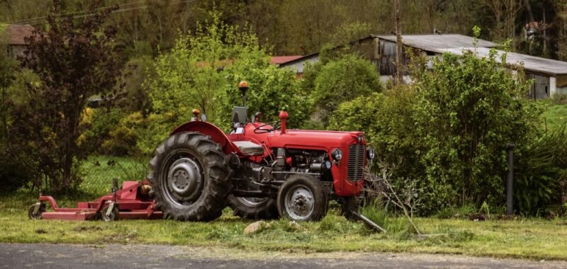 Україна збільшила строк бронювання працівників аграрного сектору до 12 місяців