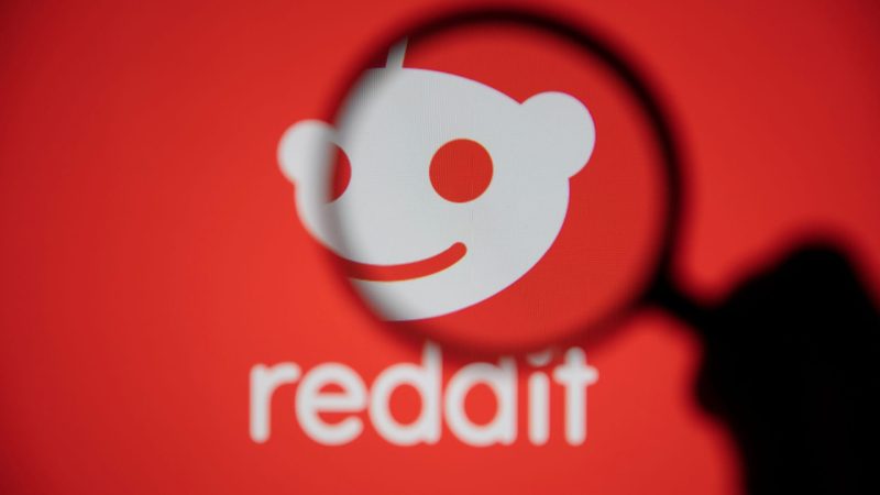 Reddit закликає ШІ-гігантів платити за дані