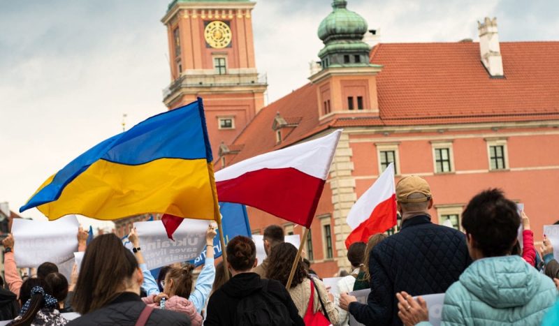 Більшість поляків вважають, що відносини між Польщею та Україною погіршилися