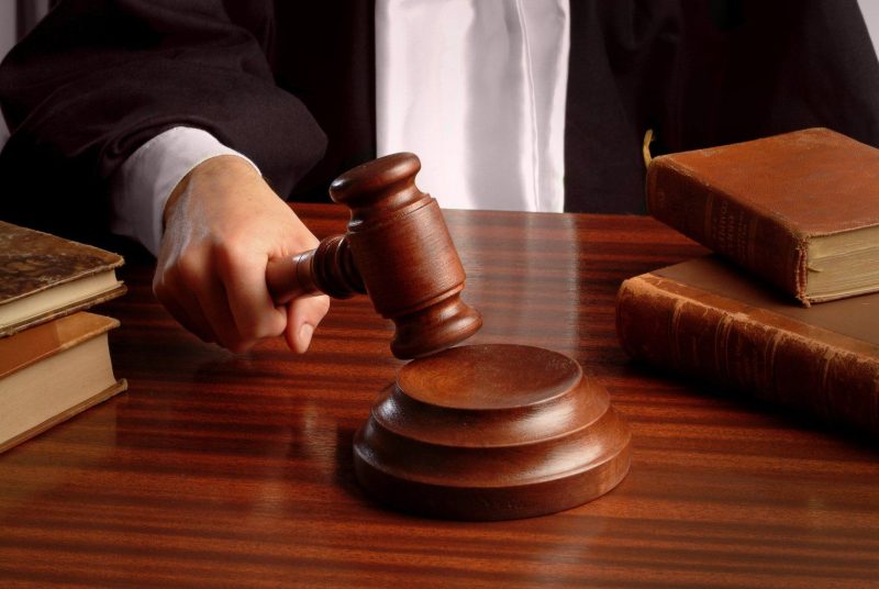 Справу про смерть дитини у стоматології хочуть призупинити через мобілізацію
