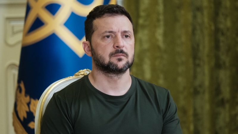 Зеленський хоче бачити Трампа на переговорах із Путіним