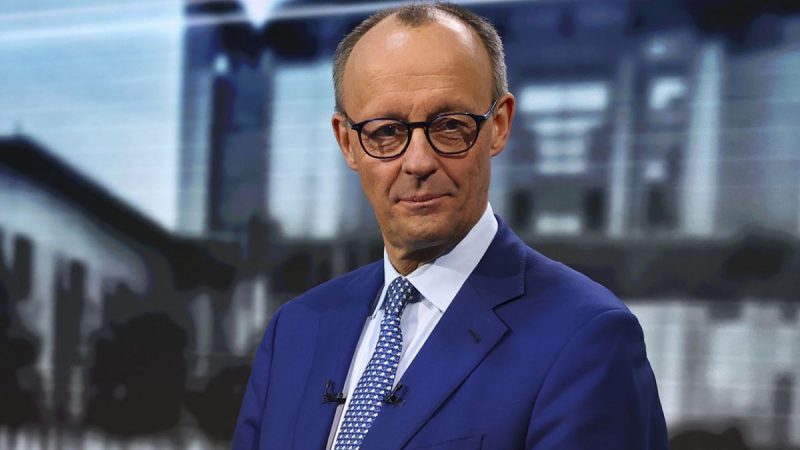 Канцлер Німеччини підтримав Україну і розкритикував удари РФ по містах