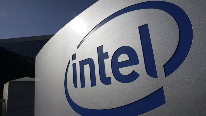 Intel домовилася про продаж 10% акцій уряду США