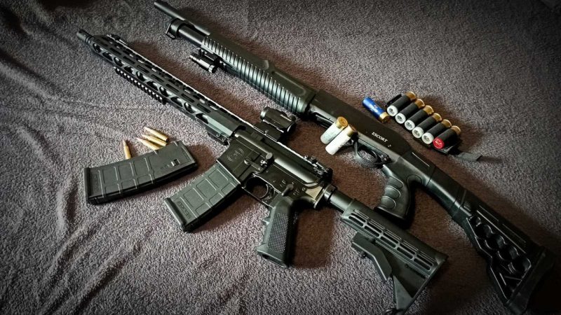 На Тернопільщині викрили масштабний наркобізнес зі зброєю