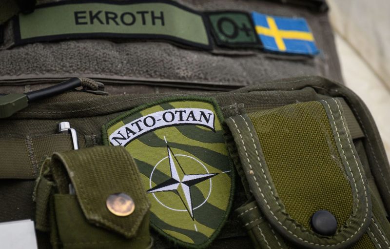 НАТО створює ударну бригаду на кордоні з Росією