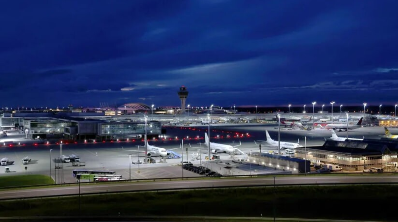 Мюнхенський аеропорт відкрили після перевірки через повідомлення про безпілотники