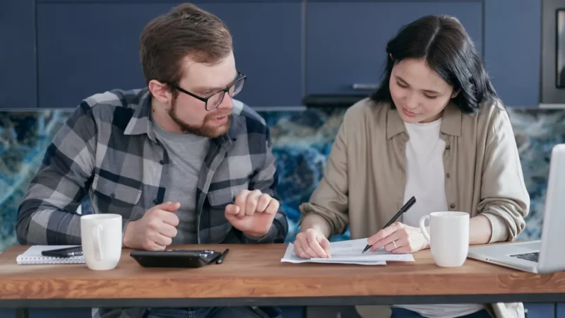 Новий податок для фрилансерів і продавців в інтернеті, як працюватиме закон