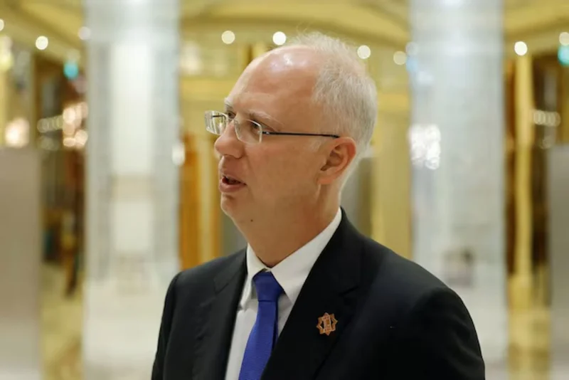 Переговорник Путіна пригрозив США зростанням цін на пальне