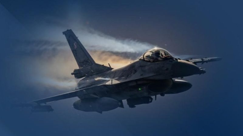 Польща підняла авіацію через російську атаку поблизу свого кордону