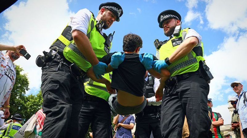 Протест на Трафальгарській площі, поліція затримала сотні демонстрантів
