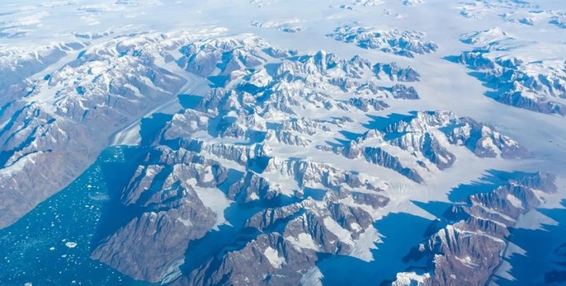 Танення льодовиків змінює Гренландію — острів буквально деформується