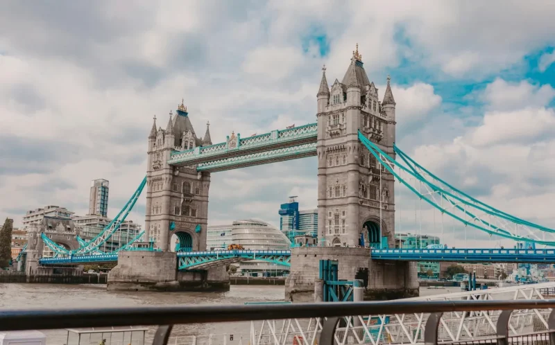 Лондон готується запровадити туристичний збір, скільки доведеться платити