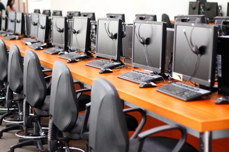 В Україні викрили мережу з 14 шахрайських кол-центрів