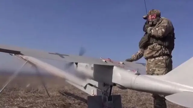 Атака на торговельне судно в Чорному морі: російські дрони вдарили по балкеру, що прямував до Одеси