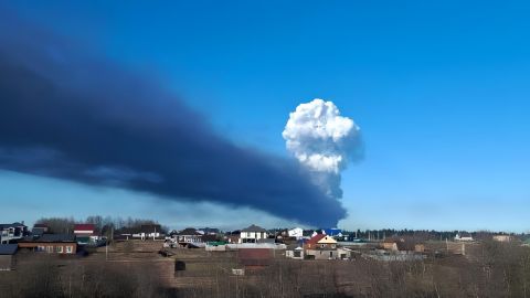 Вибухи в Росії: атаки на заводи у Дзержинську та Пермі