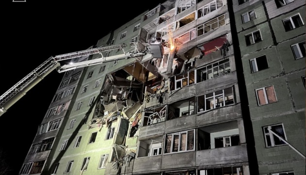 Атака на Суми: ворожі дрони вразили житлові будівлі